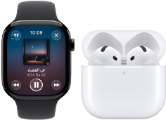 Apple Watch Series 11 بإطار تيتانيوم بلون رمادي بني، الحزام: حزام رياضي أسود، تطبيق Apple Music مفتوح، الساعة مقترنة بسماعات AirPods 4